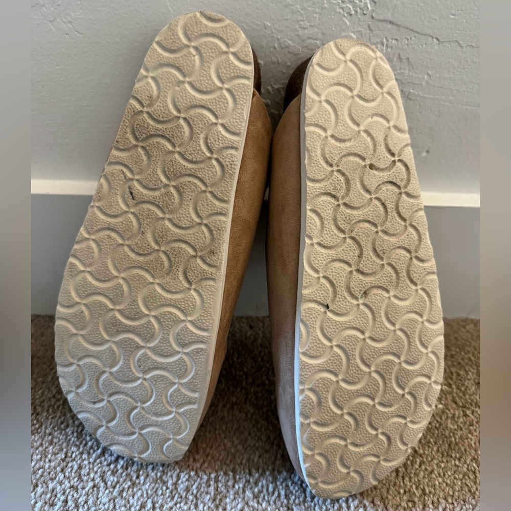 Universal Thread Bev Mules - Picture 8 of 10